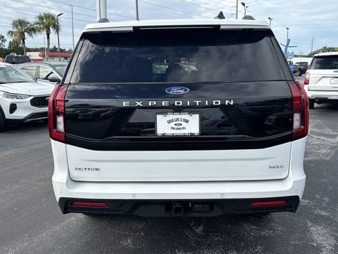 Certified 2025 Ford Expedition Max Active AWD/4WD image 6