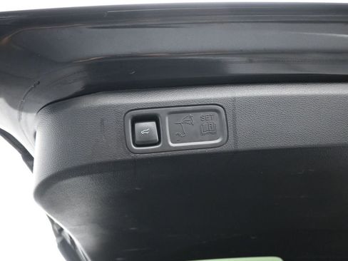 Certified 2024 Ford Expedition Max XLT image 27