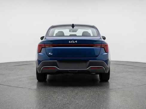 Used 2025 Kia K4 LXS image 7