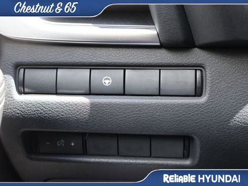 Used 2023 Nissan Rogue SV AWD/4WD image 31