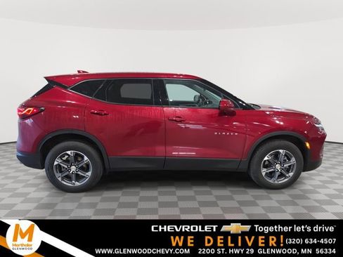 Used 2025 Chevrolet Blazer LT AWD/4WD image 1