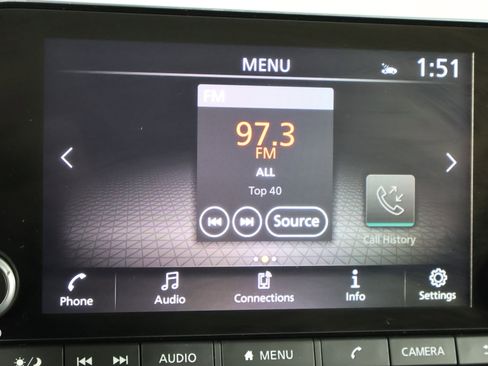 Used 2025 Nissan Rogue SV w/ SV Premium Package image 26