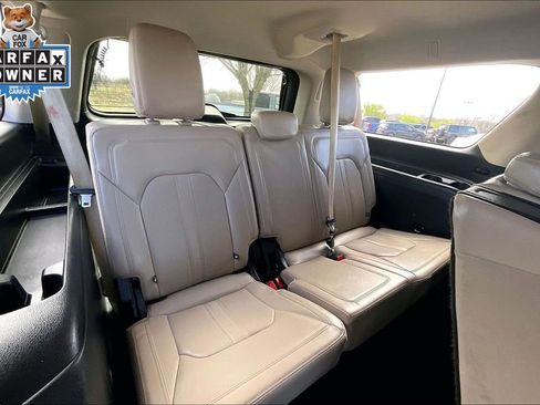 Used 2022 Ford Expedition Max Limited AWD/4WD image 28