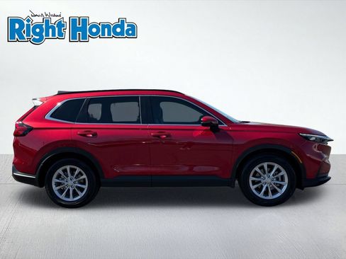 Used 2025 Honda CR-V EX image 9