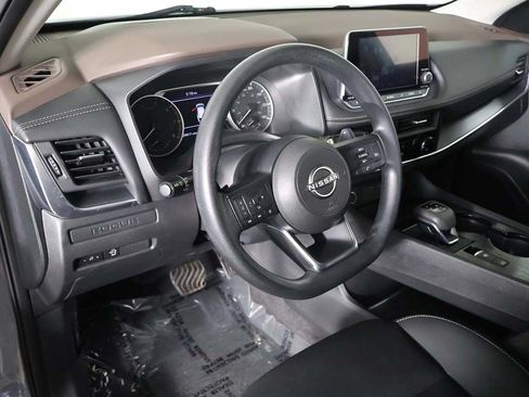 Used 2023 Nissan Rogue S AWD/4WD image 23