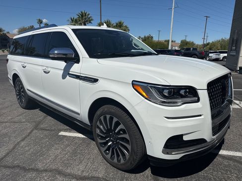 Used 2022 Lincoln Navigator L Black Label image 3