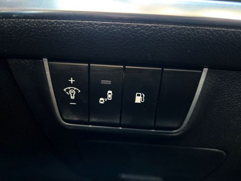 Certified 2019 Kia Stinger Base image 26