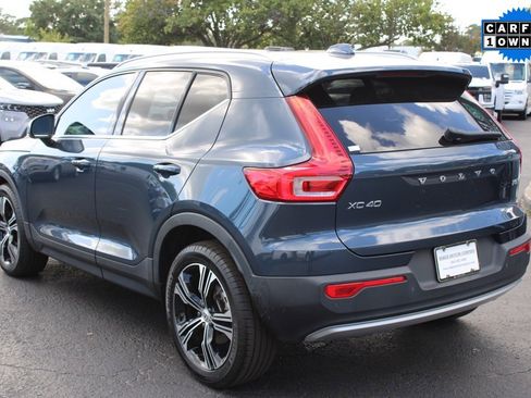 Used 2021 Volvo XC40 T5 Inscription w/ Advanced Package image 12