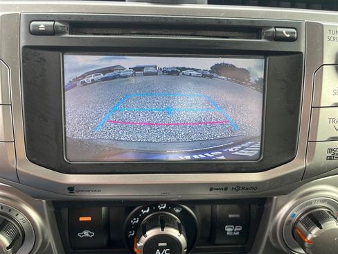 Used 2019 Toyota 4Runner SR5 AWD/4WD image 19