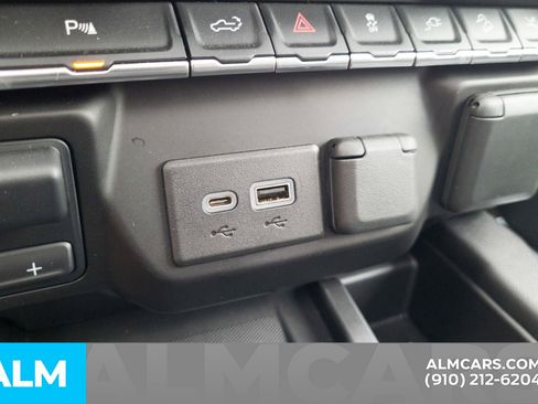 Used 2021 GMC Sierra 1500 Denali w/ Denali Premium Package image 30