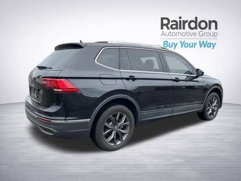 Used 2022 Volkswagen Tiguan SE image 9