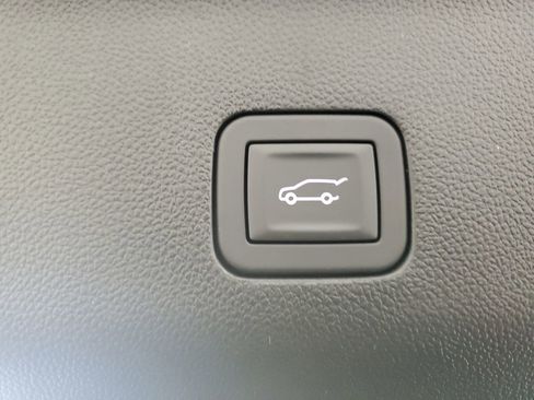 New 2026 Chevrolet Tahoe LT image 35