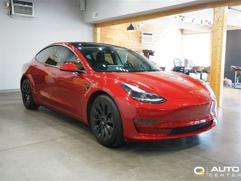 Used 2021 Tesla Model 3 Long Range AWD/4WD image 3