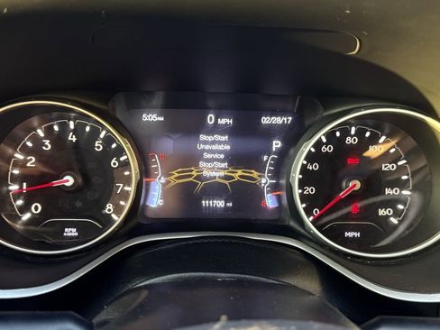 Used 2019 Jeep Compass Limited image 34