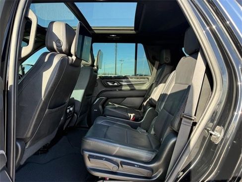Certified 2023 GMC Yukon Denali w/ Denali Reserve Package image 11