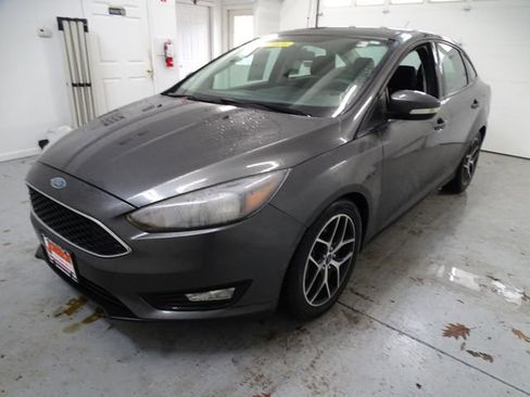 Used 2018 Ford Focus SEL image 15