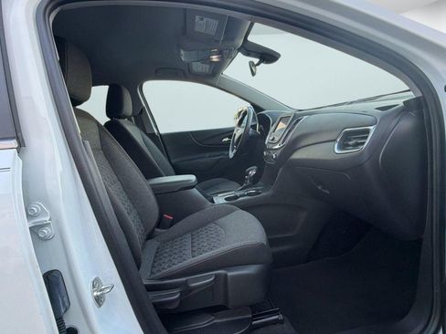 Used 2023 Chevrolet Equinox LT AWD/4WD image 21