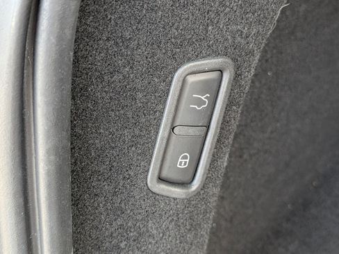 Used 2022 Maserati Levante GT image 11