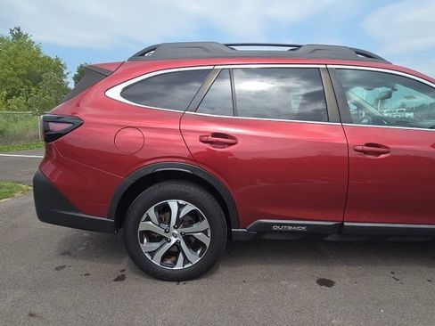 Used 2022 Subaru Outback Limited AWD/4WD image 7
