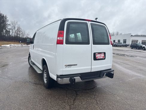 Used 2024 Chevrolet Express 2500 w/ Driver Convenience Package image 6
