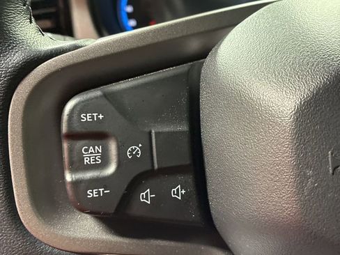 Used 2024 Ford Bronco Big Bend image 12