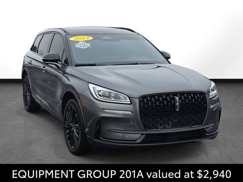 Used 2023 Lincoln Corsair Reserve w/ Equipment Group 201A image 3