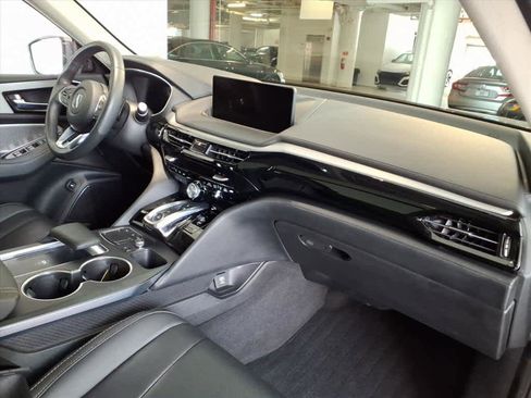 Used 2024 Acura MDX SH-AWD w/ Technology Package image 21