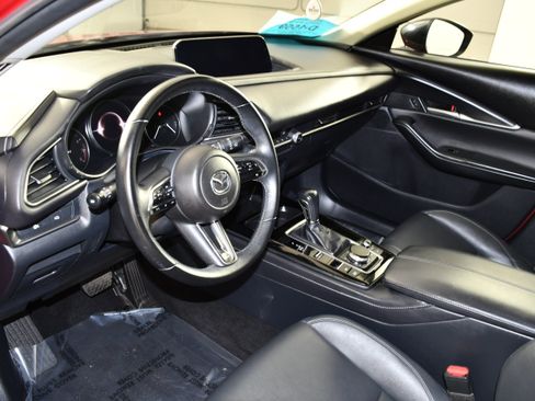 Used 2025 MAZDA CX-30 AWD 2.5 S w/ Select Sport Pkg image 2