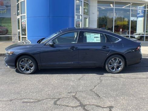 New 2025 Honda Accord EX-L image 2