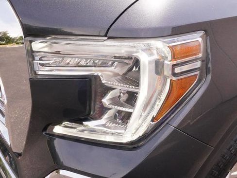 Used 2021 GMC Sierra 1500 SLT w/ SLT Premium Package AWD/4WD image 33