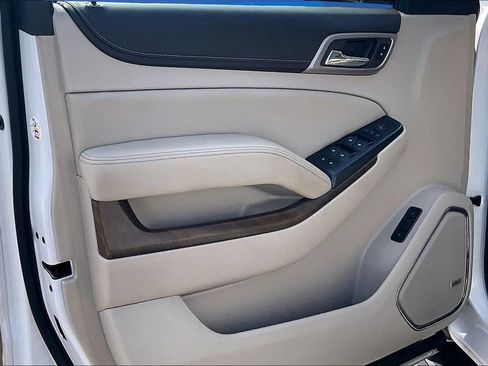 Used 2019 GMC Yukon Denali w/ Denali Ultimate Package AWD/4WD image 20