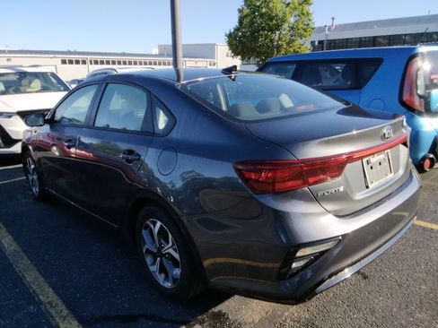 Used 2021 Kia Forte LXS FWD image 12