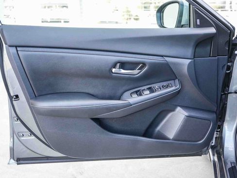 Used 2022 Nissan Sentra SV w/ All-Weather Package FWD image 21