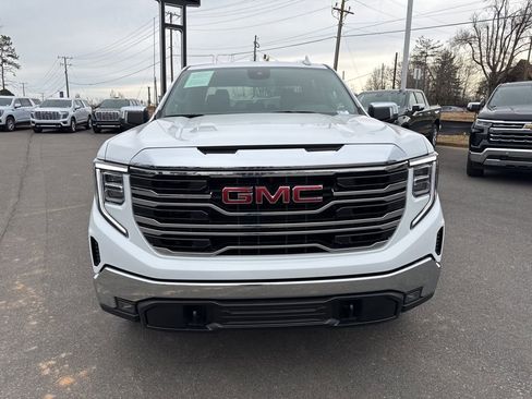 Used 2026 GMC Sierra 1500 SLT AWD/4WD image 8