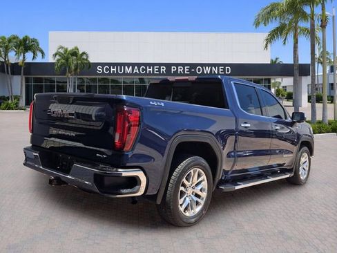 Used 2021 GMC Sierra 1500 SLT w/ SLT Premium Package AWD/4WD image 7