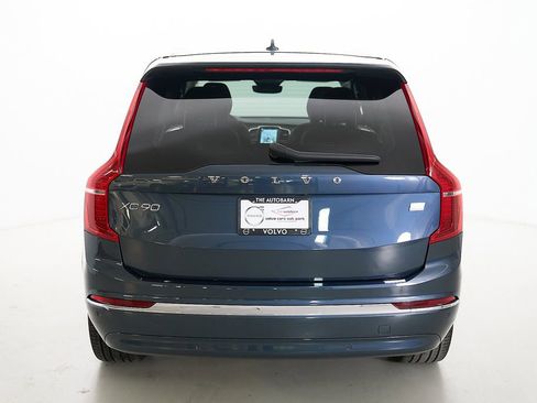 Certified 2024 Volvo XC90 T8 Ultimate w/ Lounge Package AWD/4WD image 8