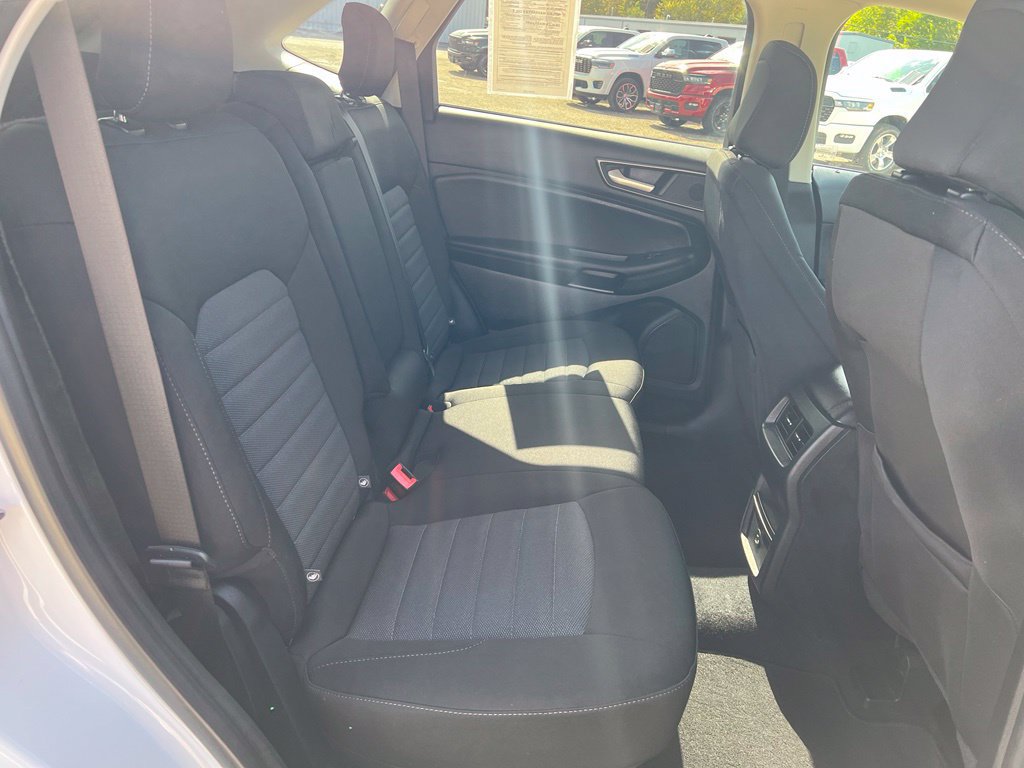 Used 2022 Ford Edge SE AWD/4WD image 17