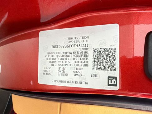 Used 2025 Chevrolet Corvette Z06 w/ Chrome Exterior Badge Package RWD image 19