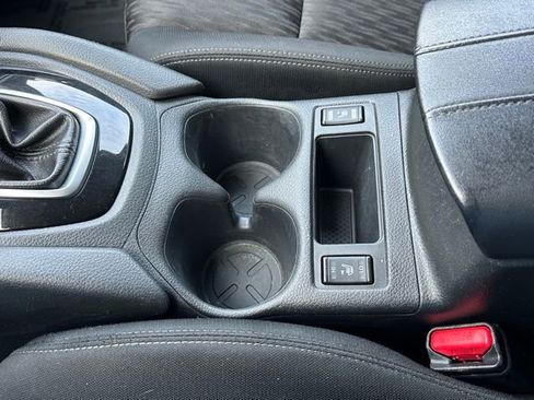Used 2019 Nissan Rogue S w/ Special Edition Package AWD/4WD image 33