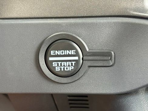 Used 2025 Ford Bronco Badlands AWD/4WD image 20