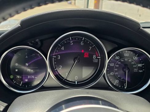 Used 2025 MAZDA MX-5 Miata Grand Touring w/ Weather Package RWD image 28
