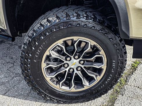Certified 2022 Chevrolet Colorado ZR2 AWD/4WD image 10