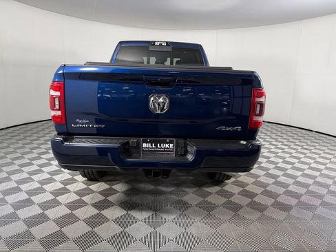 Used 2024 RAM 3500 Limited AWD/4WD image 9
