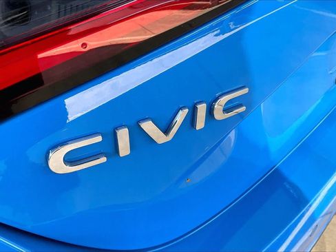 Used 2024 Honda Civic Sport Touring image 31