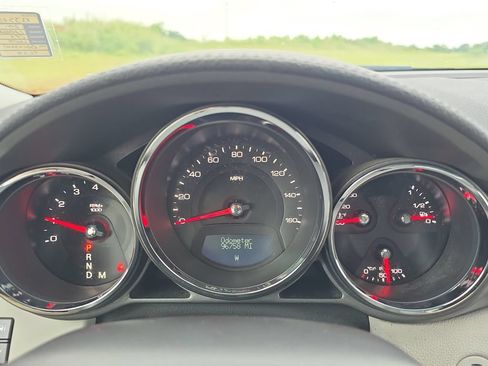 Used 2011 Cadillac CTS Luxury RWD image 19