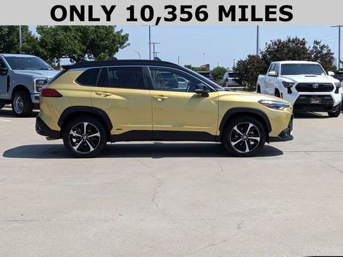 Used 2024 Toyota Corolla Cross AWD Hybrid image 4