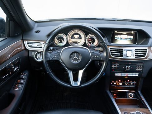 Used 2016 Mercedes-Benz E 350 E 350 image 2