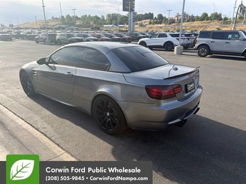 Used 2011 BMW M3 Convertible RWD image 5