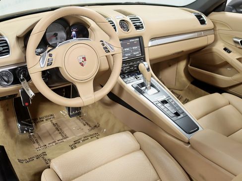 Used 2014 Porsche Boxster S RWD image 17