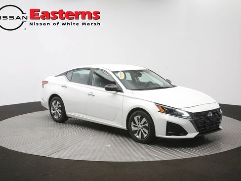 Used 2024 Nissan Altima 2.5 S FWD image 47